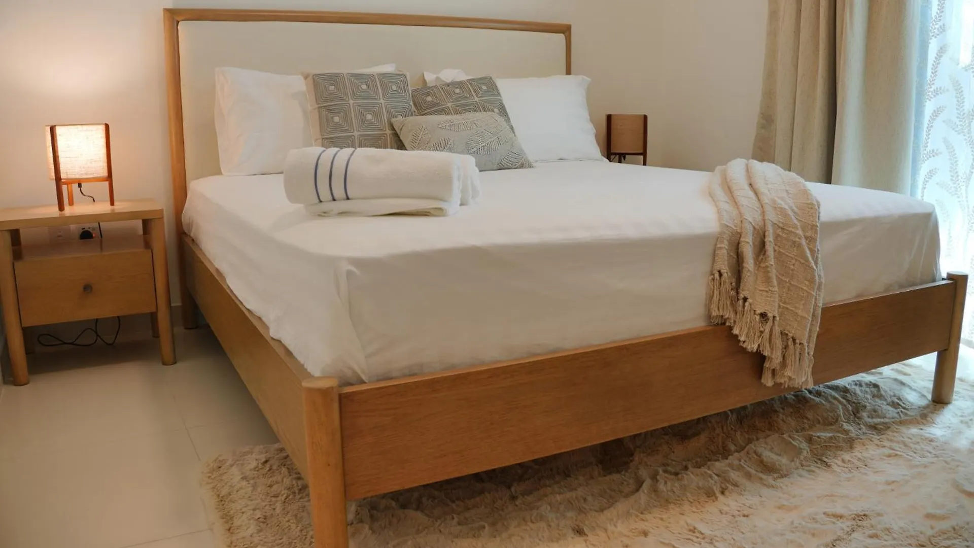 Luxury Downtown Dubai Burj Khalifa & Fountain View Apartment United Arab Emirates