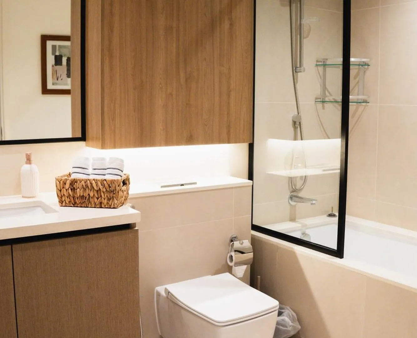 Luxury Downtown Dubai Burj Khalifa & Fountain View Apartment