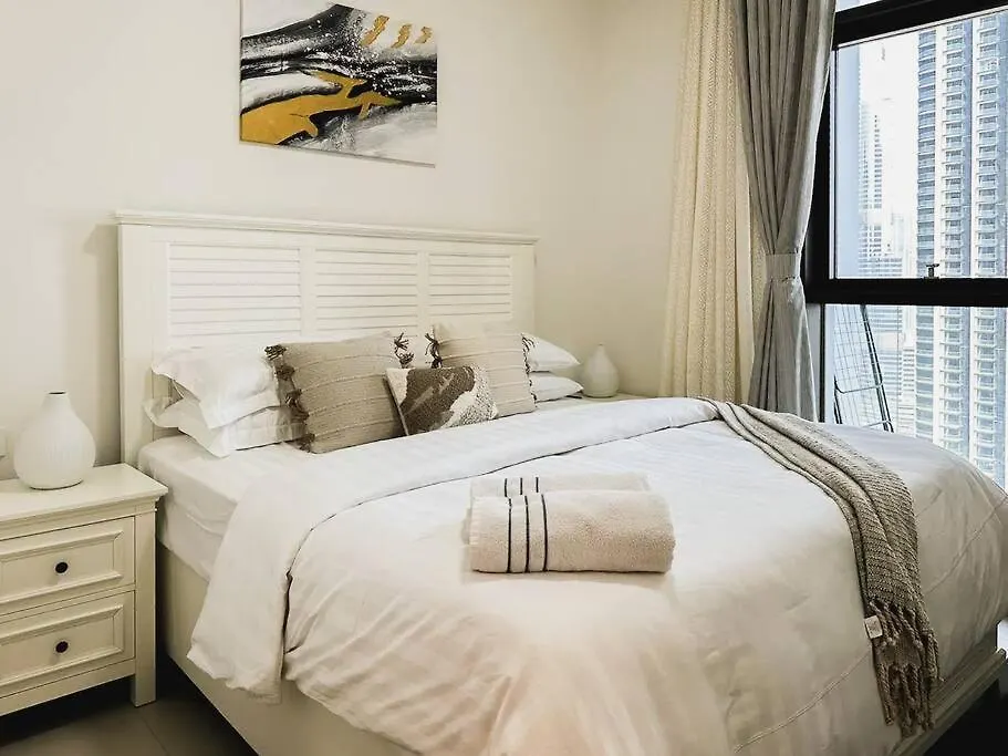 Luxury Downtown Dubai Burj Khalifa & Fountain View Apartment